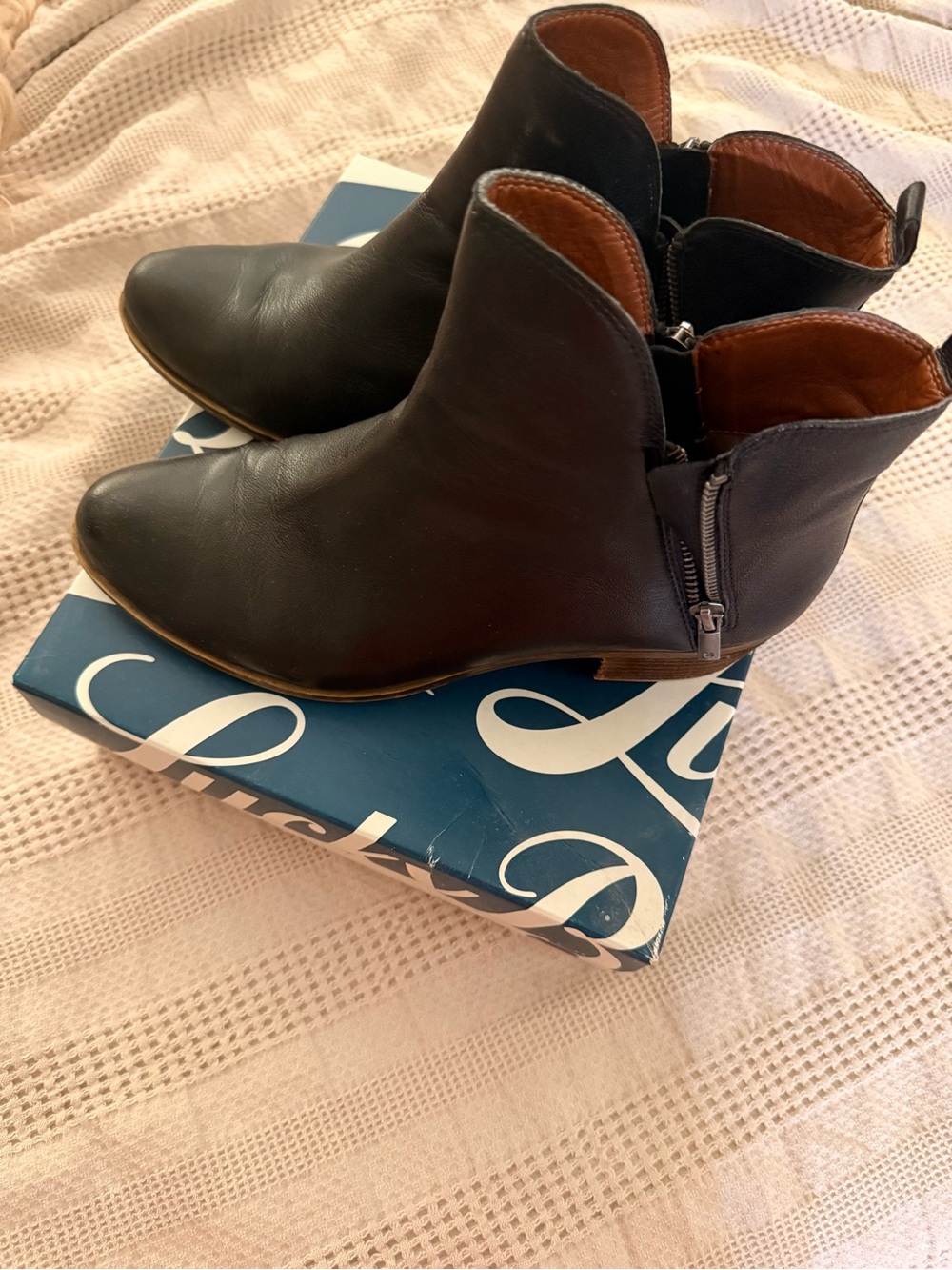 Lucky Brand Black Leather Side-Zip Ankle Booties